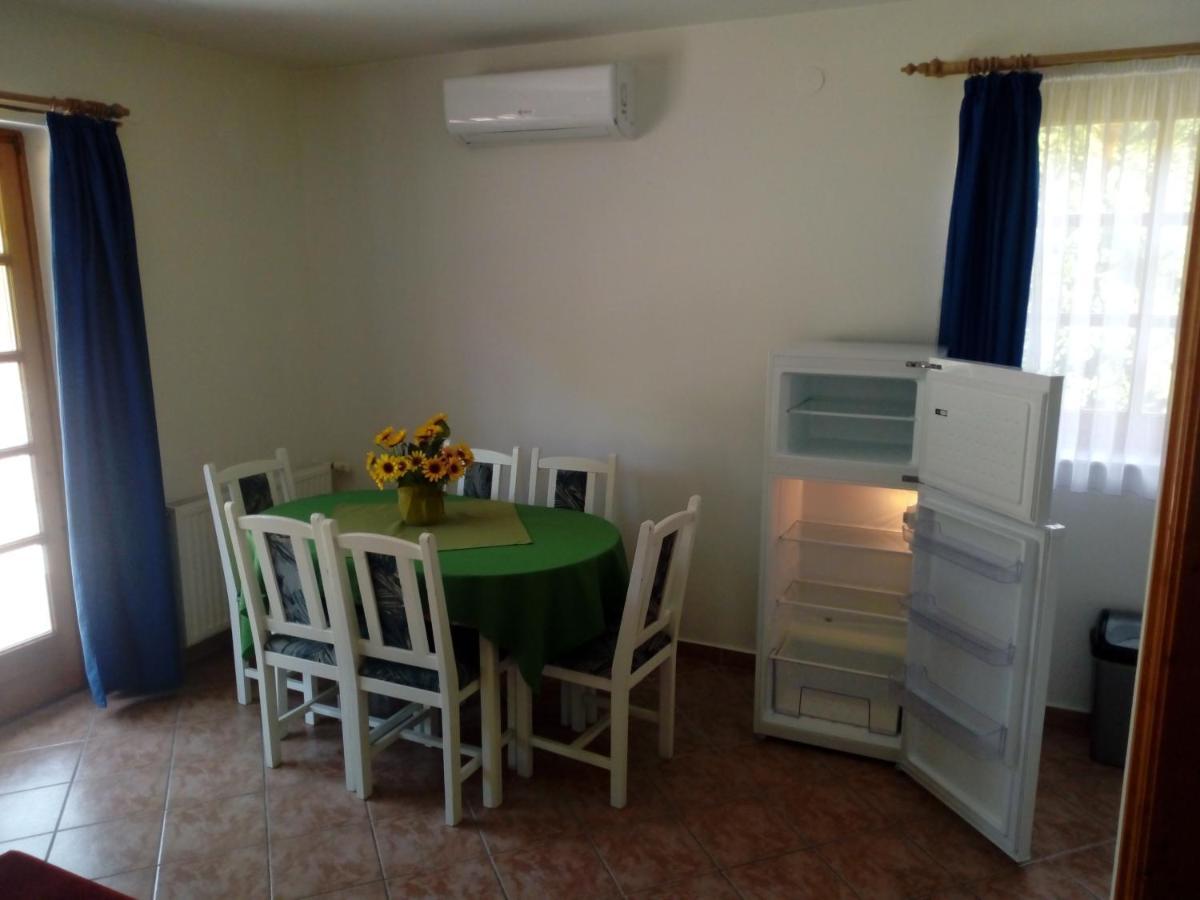 Relax Apartment House Zalakaros Exterior photo